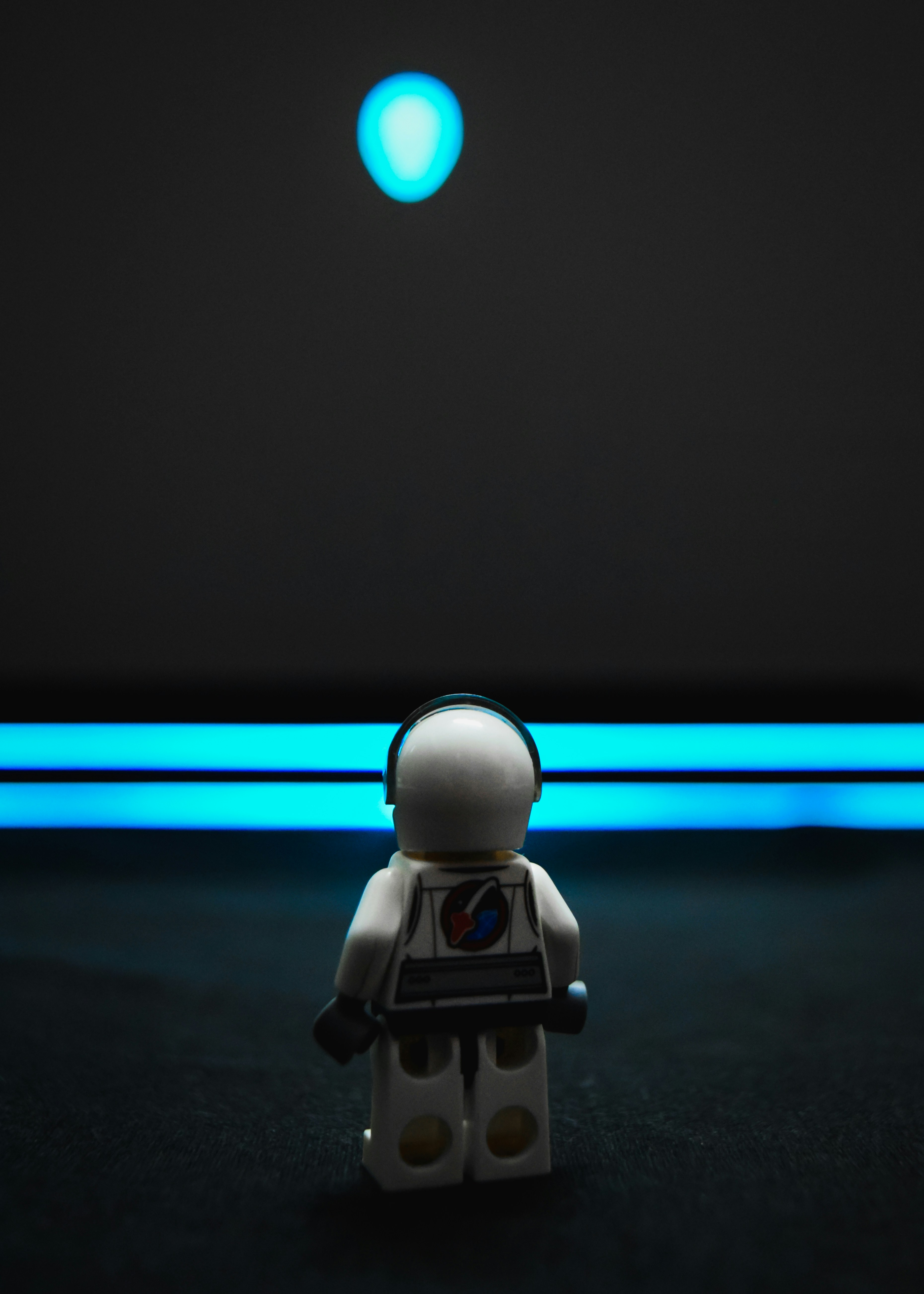 ✅ Conclusion: Is the Litter-Robot App Worth It? by Robot Instructions lego minifig with blue light