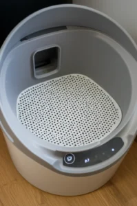 Featured image for Does Your Litter-Robot Really Need Special Litter 2026